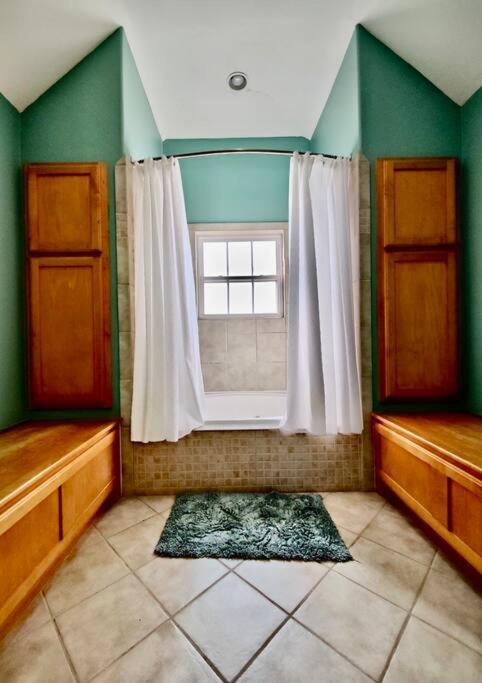 Sunny Delight - Sleeps 10 - Generous Space! Bolivar Peninsula Экстерьер фото