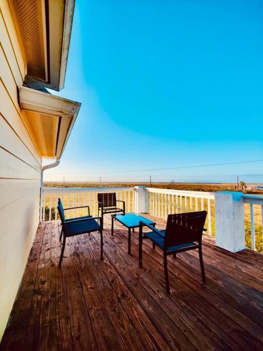 Sunny Delight - Sleeps 10 - Generous Space! Bolivar Peninsula Экстерьер фото