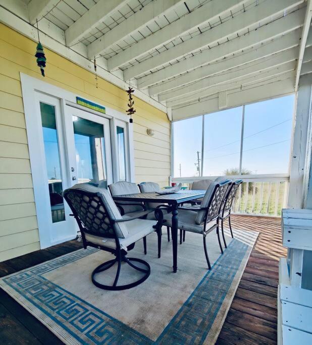 Sunny Delight - Sleeps 10 - Generous Space! Bolivar Peninsula Экстерьер фото