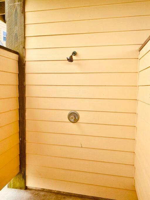 Sunny Delight - Sleeps 10 - Generous Space! Bolivar Peninsula Экстерьер фото
