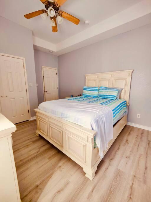 Sunny Delight - Sleeps 10 - Generous Space! Bolivar Peninsula Экстерьер фото