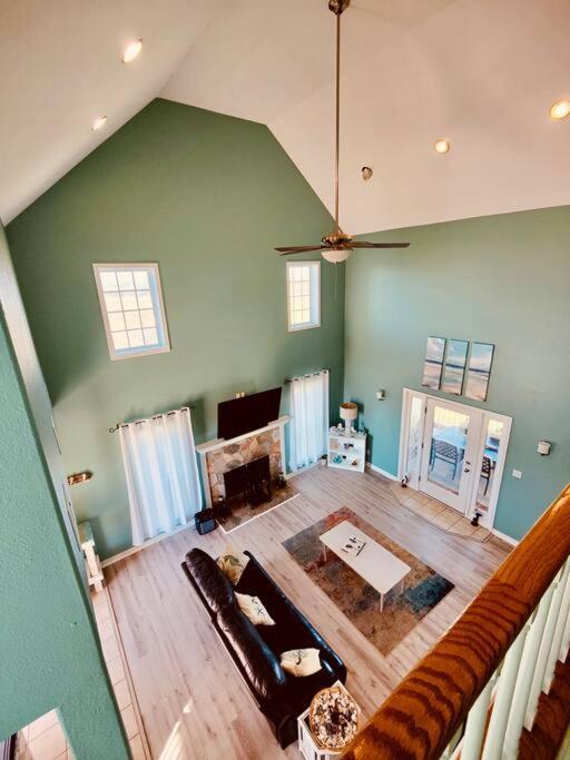 Sunny Delight - Sleeps 10 - Generous Space! Bolivar Peninsula Экстерьер фото